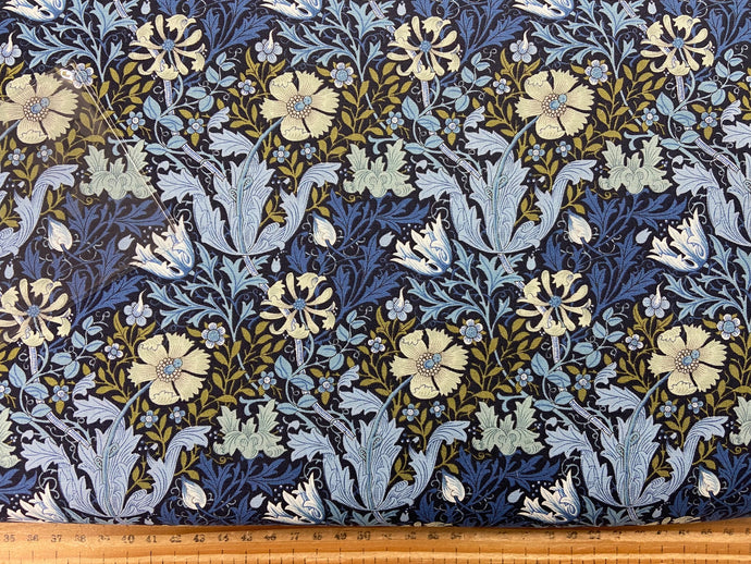barbara blackman william morris manor floral flowers cotton fabric shack malmesbury compton hammersmith larkspur 9015