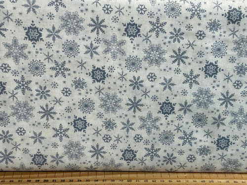 makower scandi 23 christmas cotton fabric shack malmesbury stag snowflake dove holly tree snowflake grey