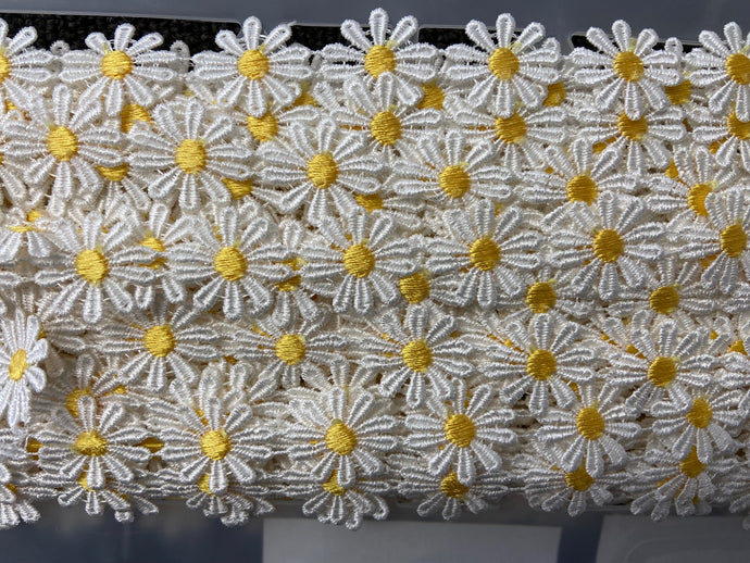 daisy daisies trim ribbon fabric shack malmesbury