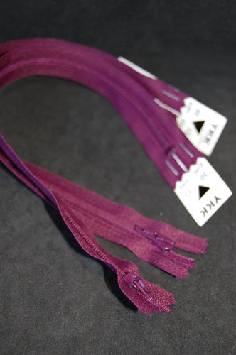 fabric shack sewing quilting sew fat quarter cotton quilt ykk zip closed dark plum purple 230 30cm 12 ins inches