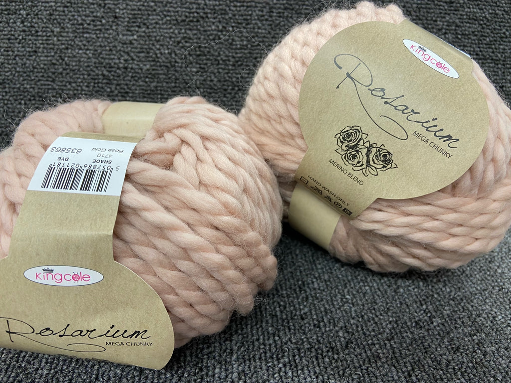 King Cole Rosarium Mega Chunky 100 g (4708 Rose Leaf