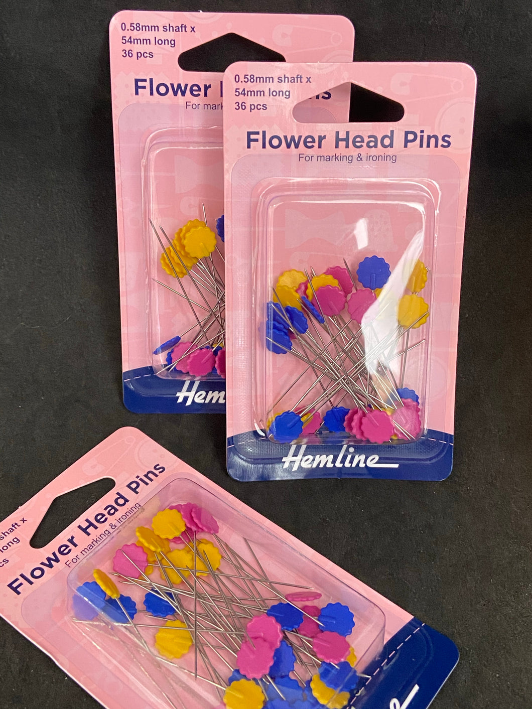 Fabric Shack Sewing Quilting Sew Fat Quarter Cotton Quilt Patchwork Dressmaking Hemline Flower Head Headed Pins 36