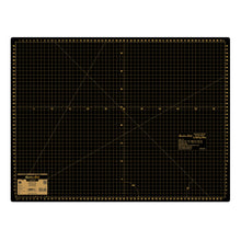 4091_HG. cutting mat large black & Gold haberdashery fabric shack malmesbury jpg