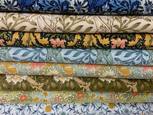 Barbara Brackman for Moda William Morris Morris Manor Compton Blue on Twilight Black 90 15 Cotton Fabric by 1/4 Metre*