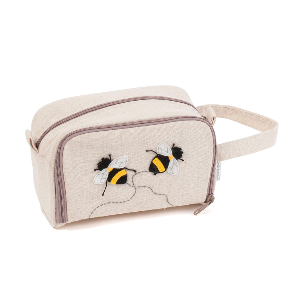 bumble bee crochet bag applique bee side pocket fabric shack malmesbury HG4701E_347