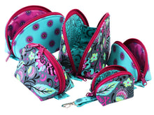 by annie byannie clam up zipped zippered up pouches bag making pattern fabric shack malmesbury BAP275_clam_up_8_700px 3