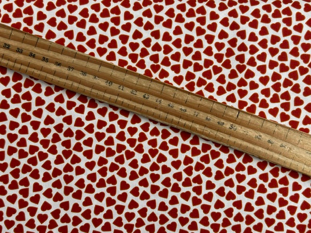 eva melhuish lewis and irene tomtens folklore christmas valentines ditsy hearts red white cotton fabric shack malmesbury
