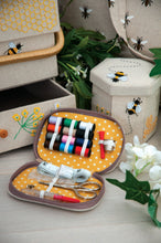 hobby gift bee sewing kit thread needles buttons scissors fabric shack malmesbury TK05A_347