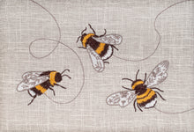 hobby gift medium sewing box embroidered bumble bee MRME_587 fabric shack malmesbury 3