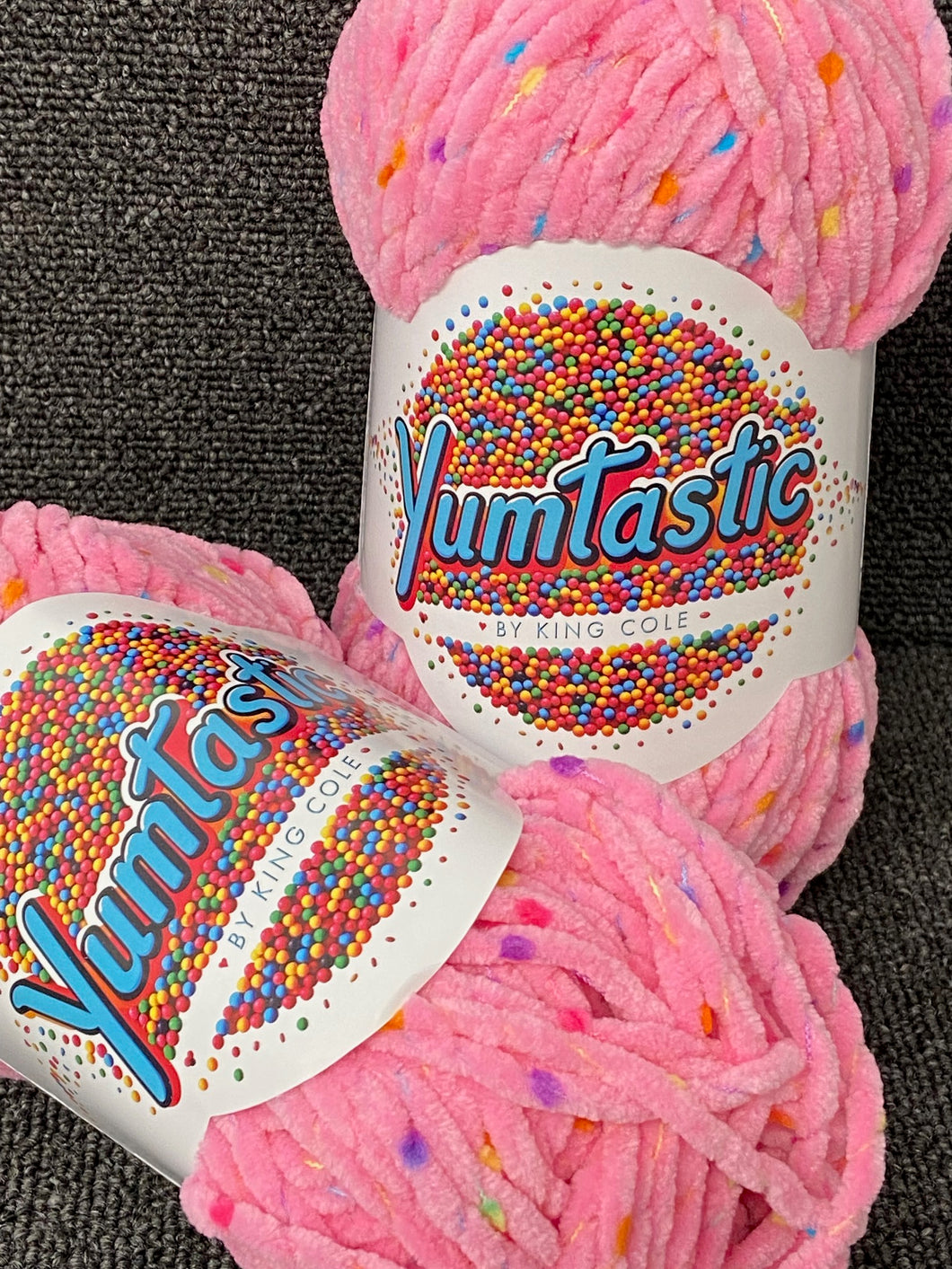 king cole yummy yumtastic chenille chunky yarn wool 100g fleck candy kiss pink 5962 fabric shack malmesbury