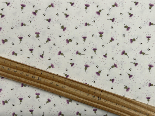 lewis & and irene a celtic summer bee thistle cream cotton fabric shack malmesbury
