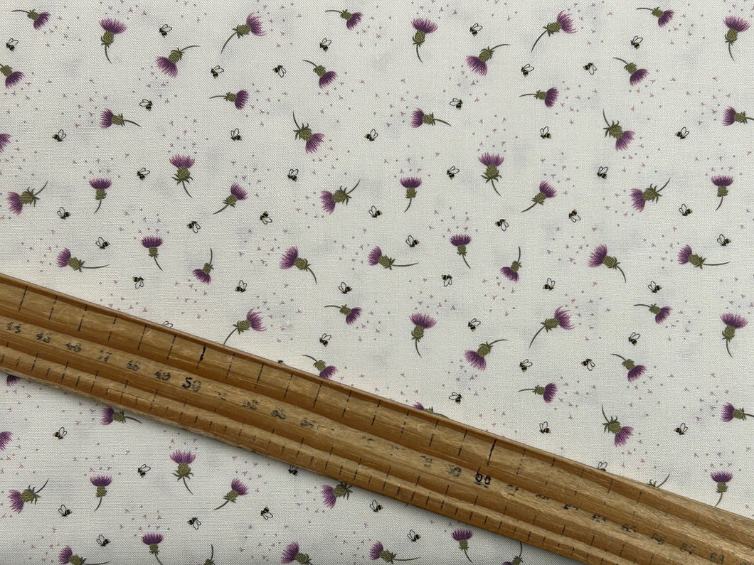 lewis & and irene a celtic summer bee thistle cream cotton fabric shack malmesbury