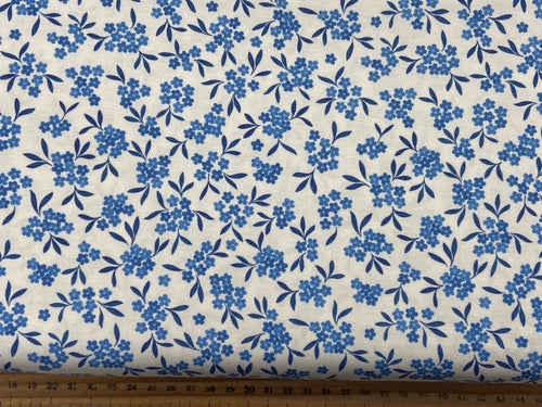 lewis & and irene forget me not forget-me-not lane flowers floral blue white cotton fabric shack malmesbury