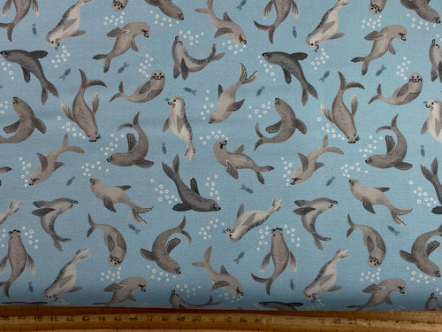 lewis & and irene puffin rock sea seaside shells seal bubbles light blue cotton fabric shack malmesbury
