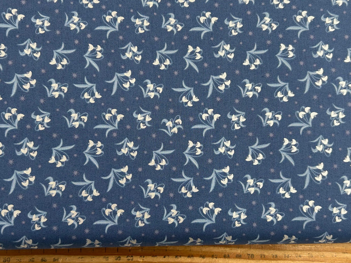 lewis & and irene winter winters moon hare star metallic pearl snowdrops twilight cotton fabric shack malmesbury