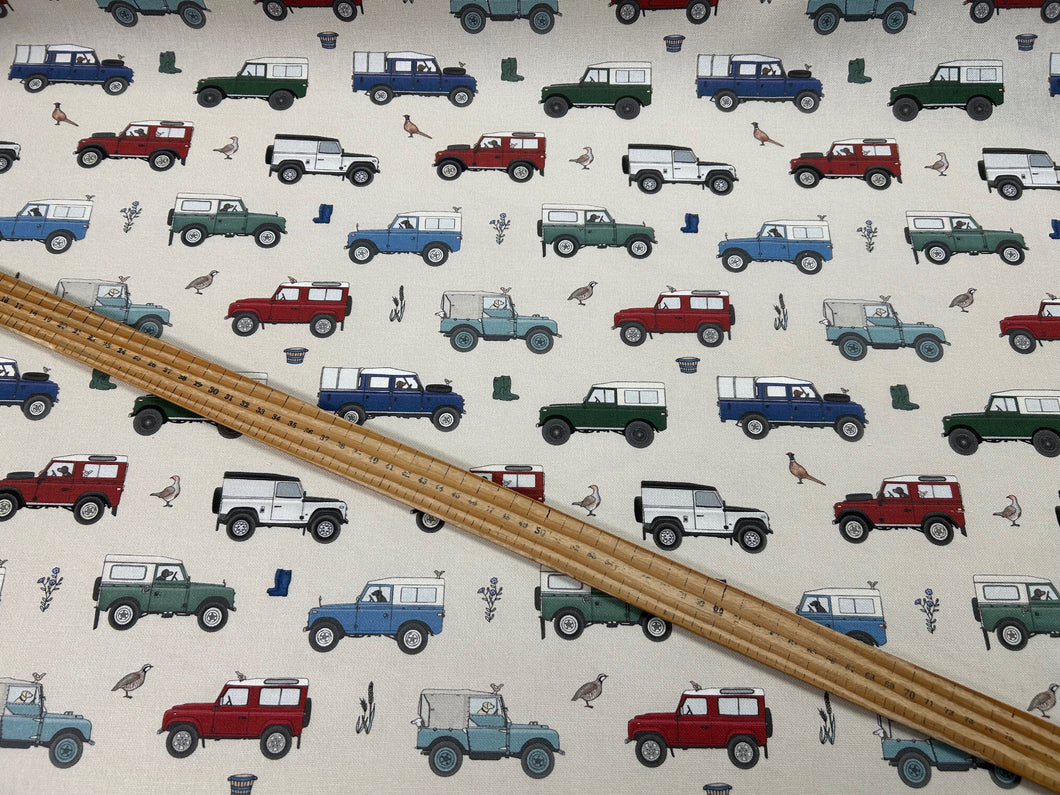 range rover land rover landrover rangerover linen look fabric shack malmesbury dog farm wellies four 4 wheel drive 4