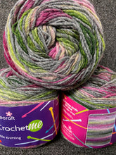 stylecraft knit me crochet me double knit dk wool blend yarn 100g variegated self stripe aurora 6152 burgundy green