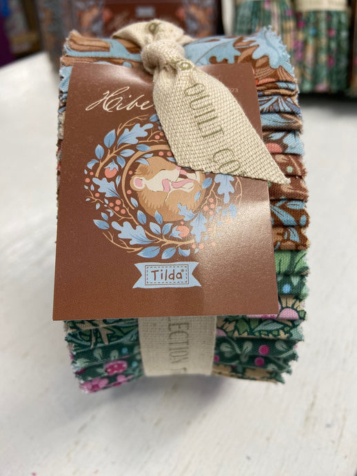 tilda hibernation flower floral dormouse mouse squirrel bird partridge blue pink purple jelly roll cotton fabric shack malmesbury 3