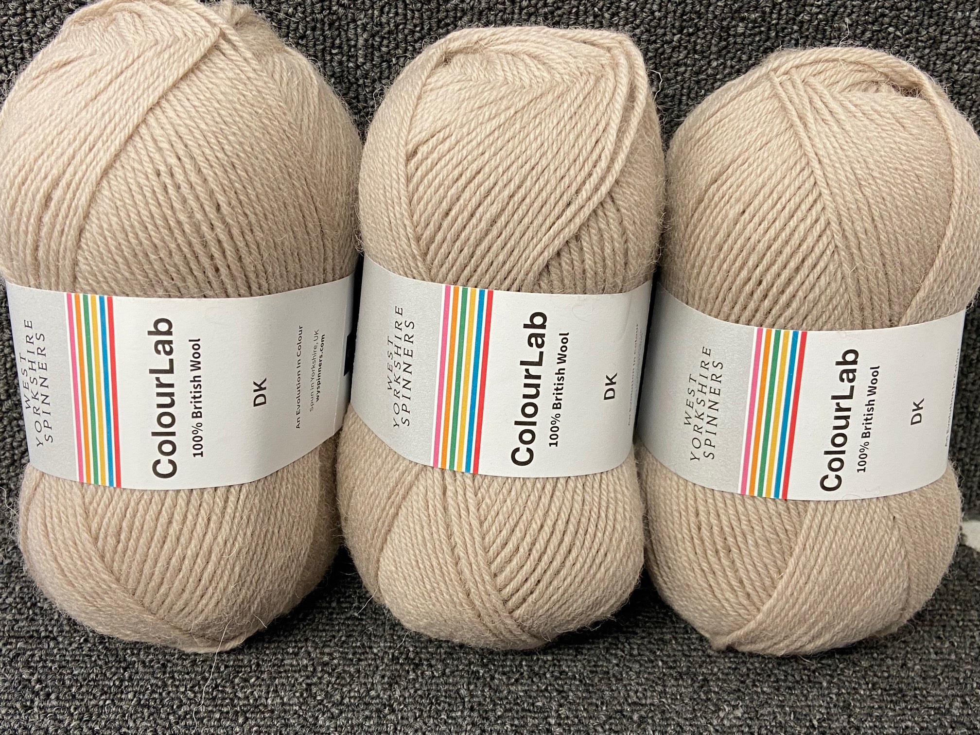 West Yorkshire Spinners ColourLab Double Knit DK 100% Wool 100g Ball V ...