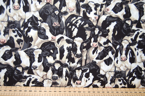 Fabric Shack Makower Henley Studio Black White Friesian Cows Cow Farmyard Farm Cotton Fat Quarter
