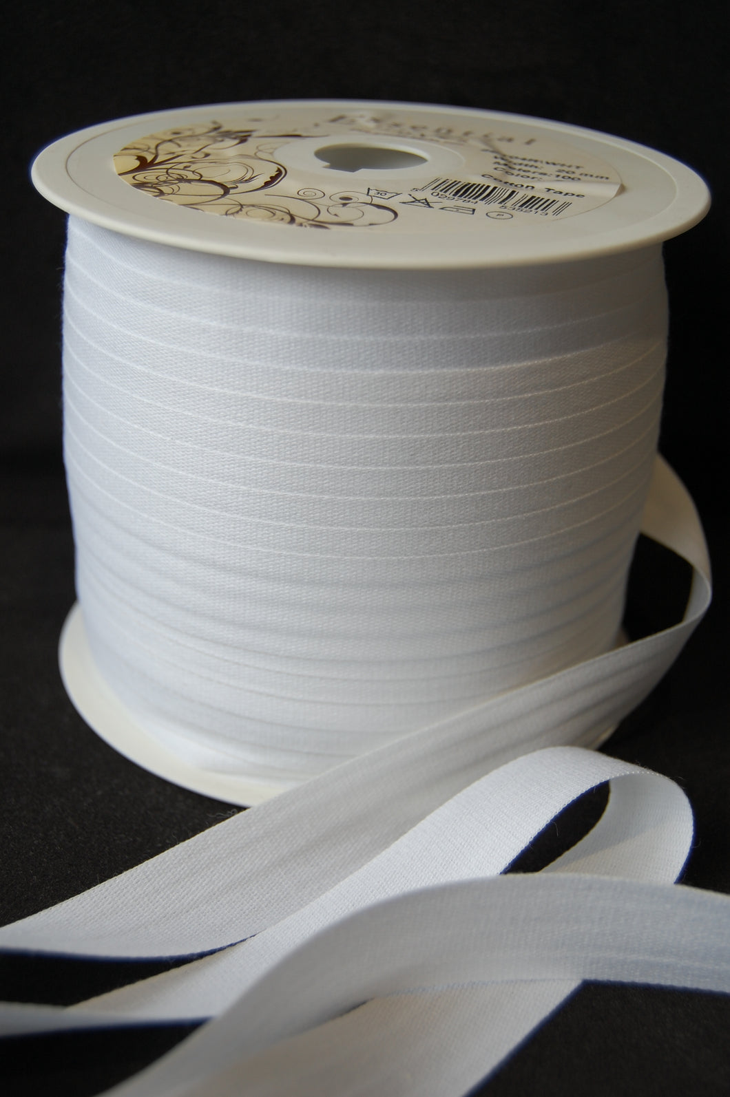 Fabric Shack Sewing Quilting Sew Fat Quater Cotton Patchwork Quilt Dressmaking Cotton Tape Metre Essentials 20mm 2cm