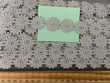 Silver Daisy Flower Guipure Silver Lace Trim 25mm fabric shack malmesbury et674