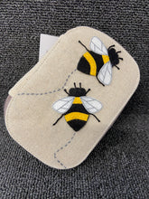 applique bee filled zipped sewing kit tk05a347