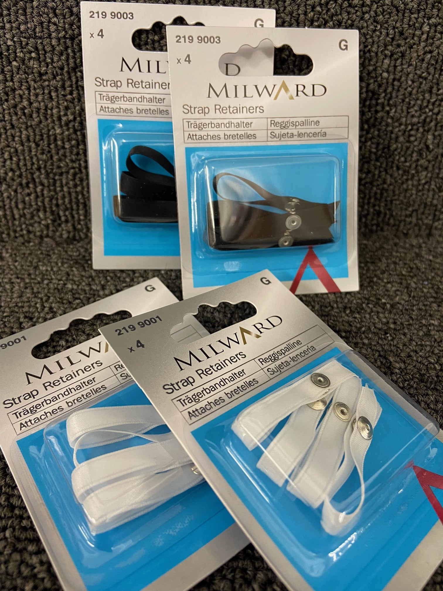 Milward Bra Strap Retainers Black/White 4 Pack – Fabric Shack Malmesbury