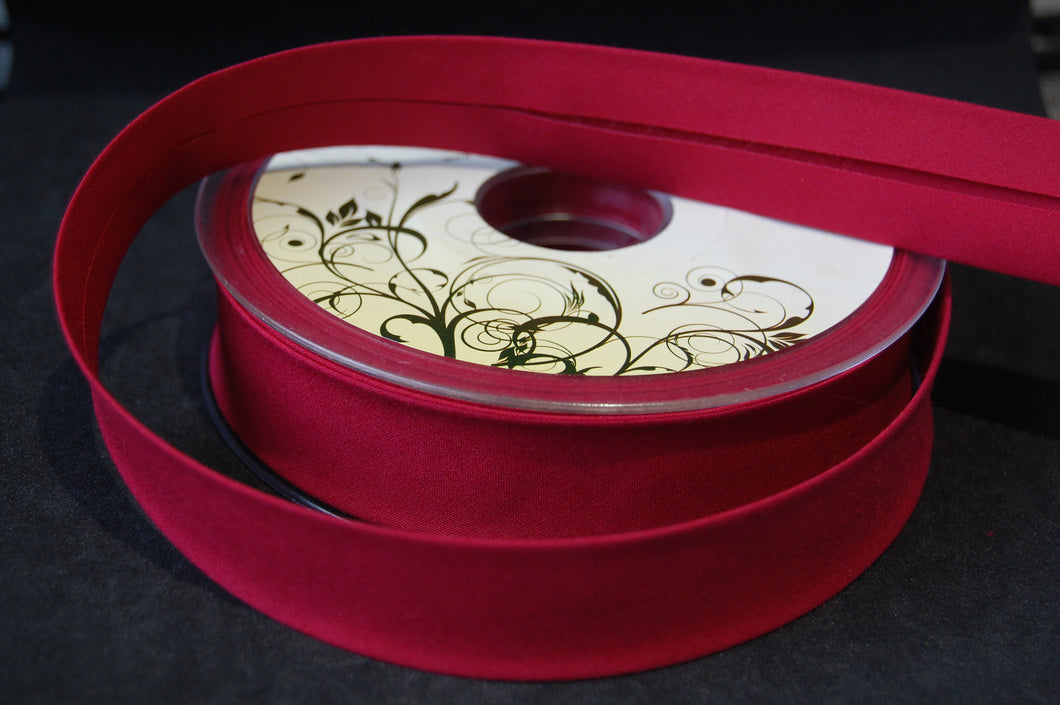 fabric shack sewing quilting sew fat quarter cotton dressmaking groves essentials poly cottton bias binding double fold dark red scarlet 742