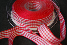 fabric shack sewing quilting sew fat quarter cotton quilt patchwork dressmaking berisfords gingham check ribbon 15mm red 15
