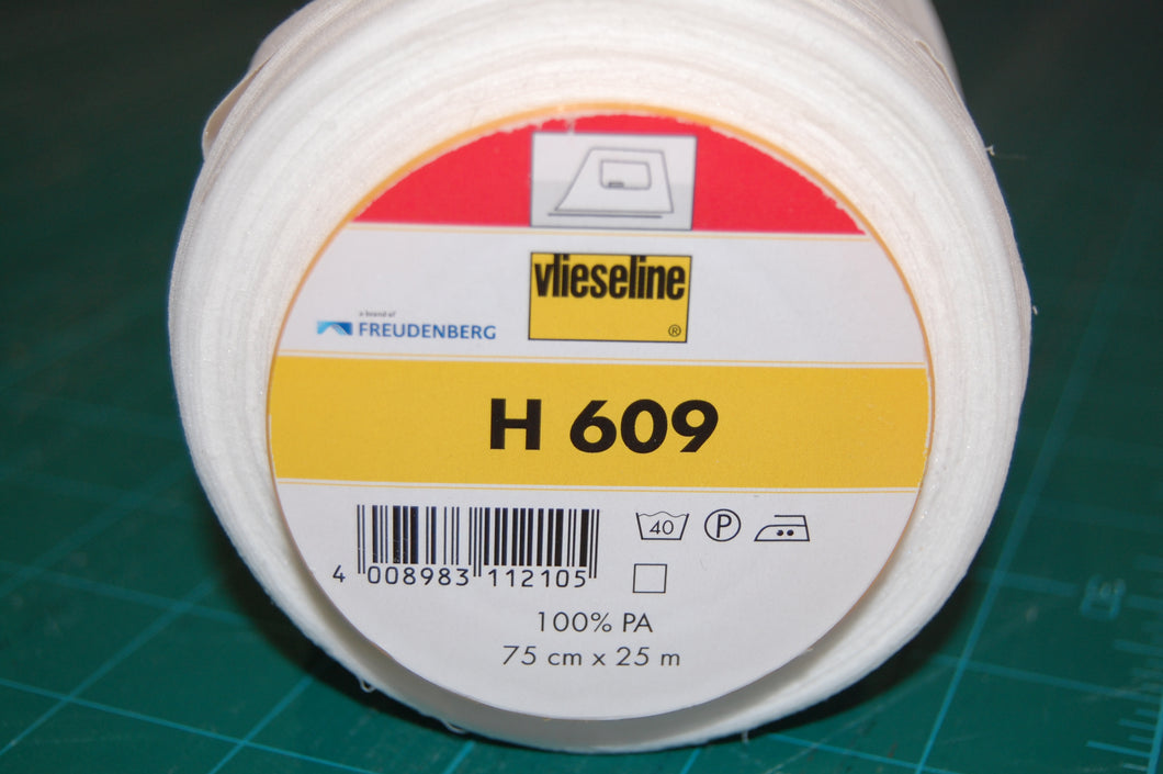 Vilene/Vlieseline Iron On/Fusible Knit/Stretch Interfacing/Interlining Medium Weight 75cm Wide H609
