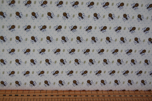 fabric shack sewing quilting sew fat quarter cotton quilt patchwork gail pan henry glass all about the bees bumble honey grid flower floral hastag blue cream green (5)