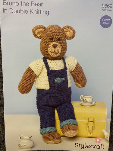 fabric shack knitting crochet knit knitting crochet wool yarn patons pattern kids child childrens baby babies toy teddy bear double knit dk 9669