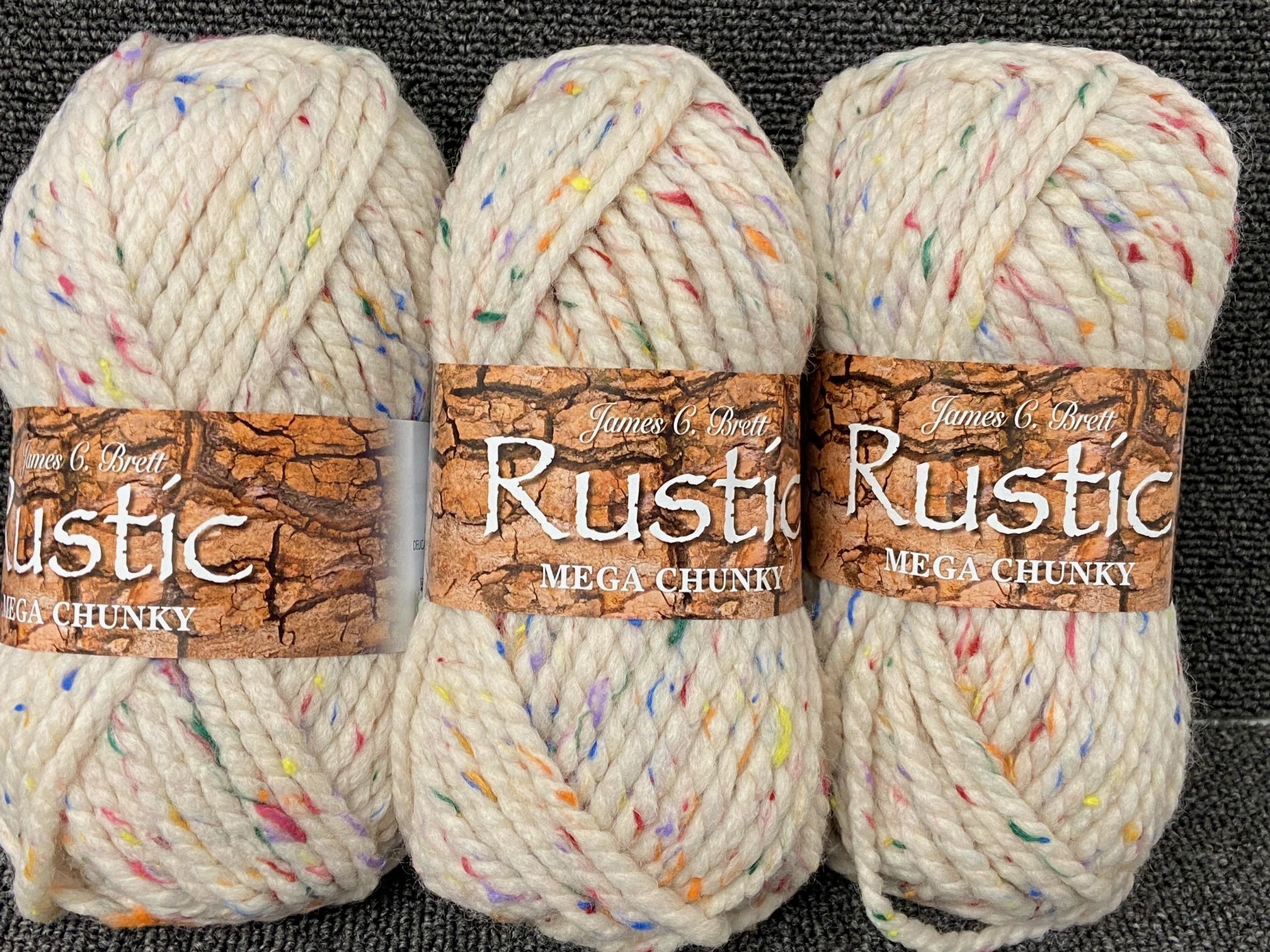 Rustic Yarn James C Brett Rustic Mega Super Chunky Wool/Yarn 100g Various Colours ...