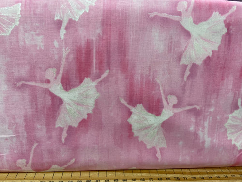 fabric shack sewing quilting sew fat quarter cotton patchwork quilt greta lynn kanvas studios pearl ballet pearlescent ballerina silhouette pink dancer