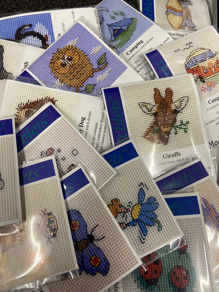 Mouseloft Stitchlets Llama 004-N05 – Fabric Shack Malmesbury
