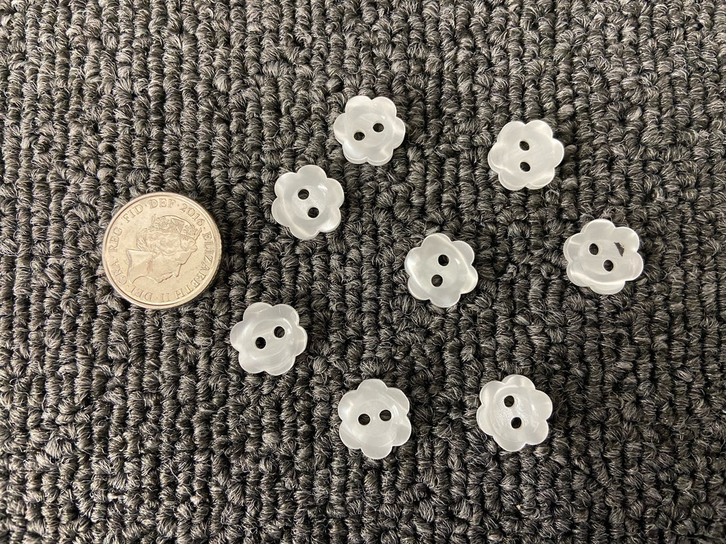 flower buttons 11mm 2 hole  2b 8528 fabric shack malmesbury