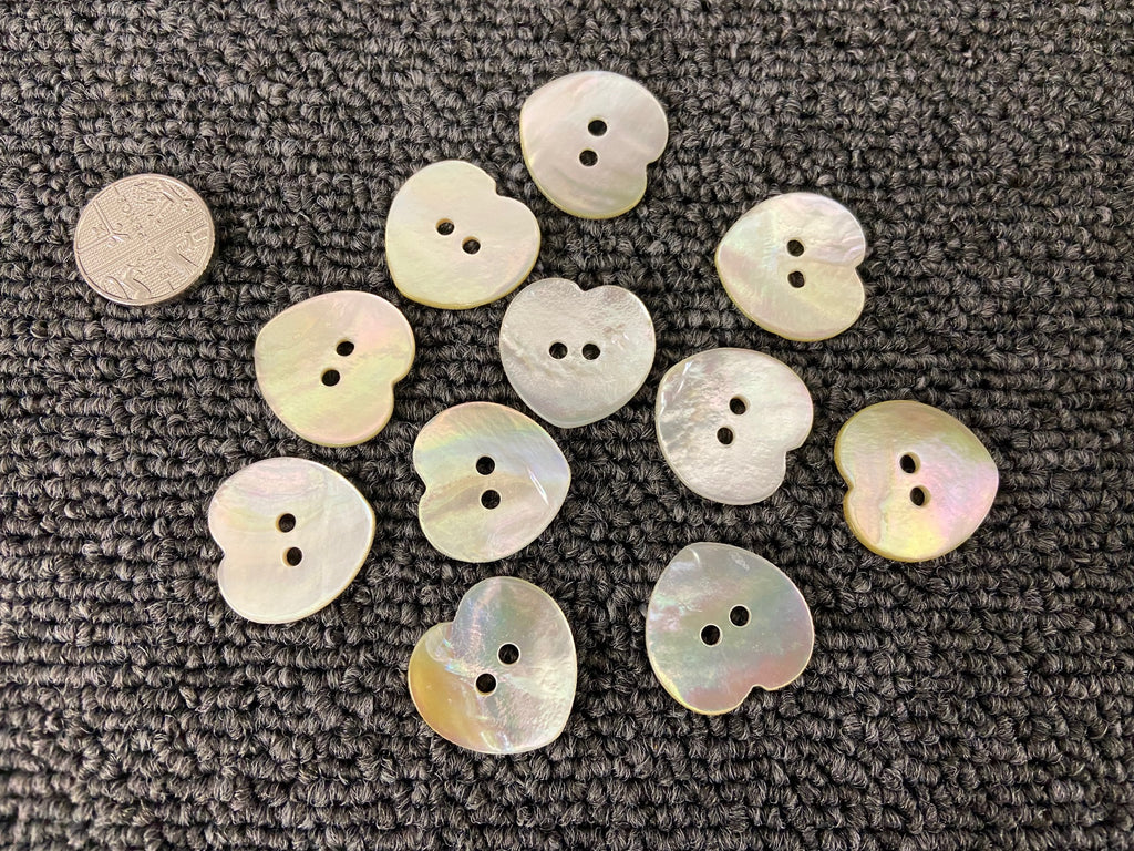 ABC Shell Heart 2 Hole Button 20mm – Fabric Shack Malmesbury